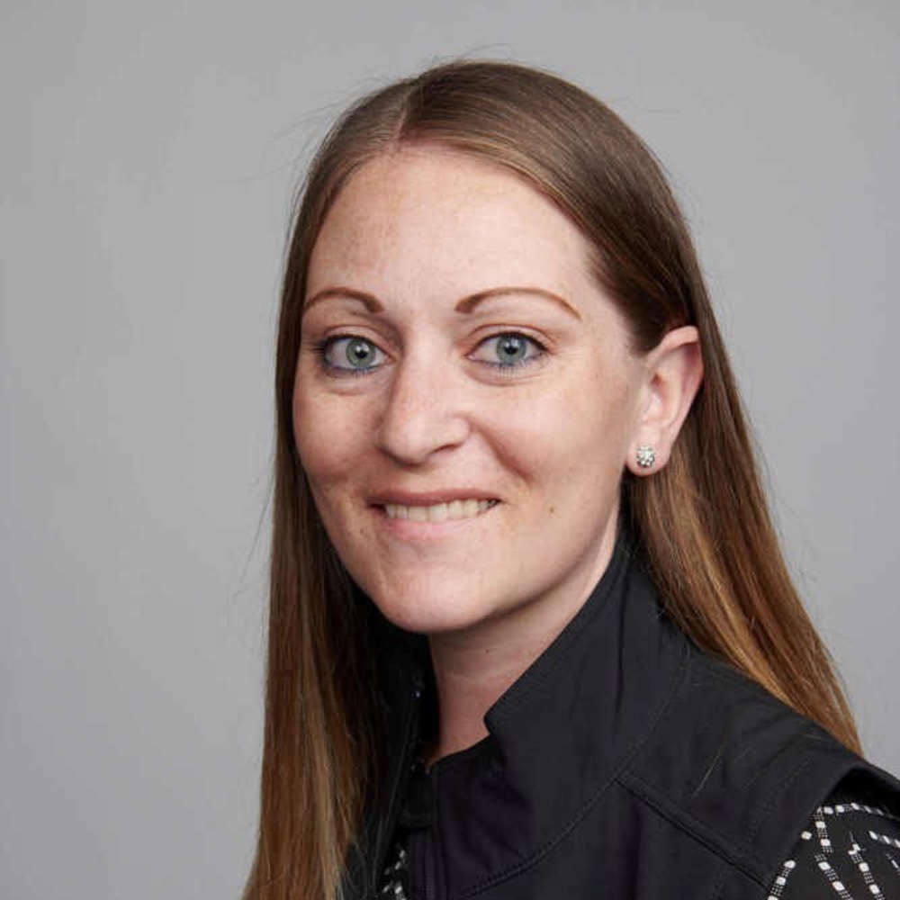 Meet your Posher, Whitney